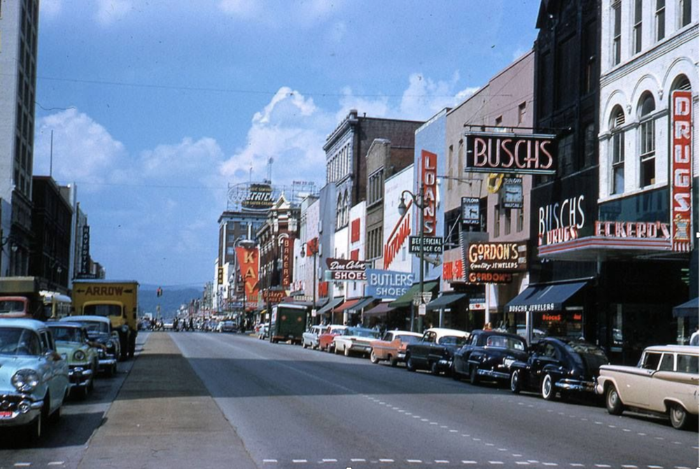 Market Street, 1960 / William C. King. Courtesy of the Chattanooga History Center. ( via Picnooga )